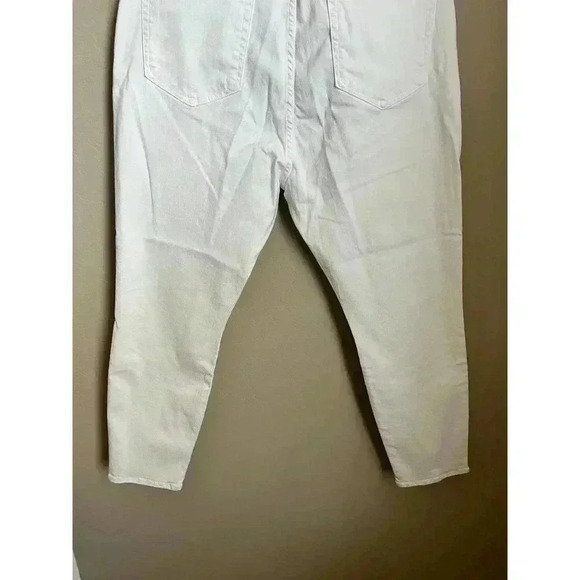 Good American Good Legs Crop Jeans White001 Size 18 - Picture 2 of 11
